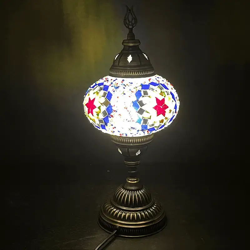 Lámpara turca artesanal.