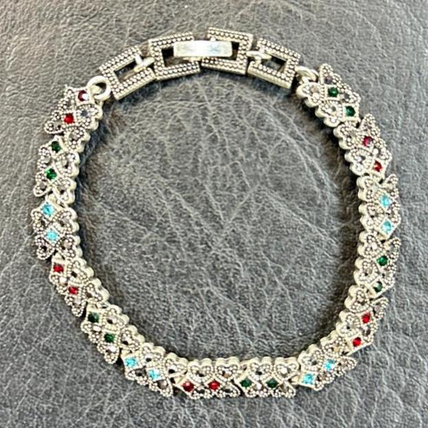 Pulseras elegantes de moda para mujer